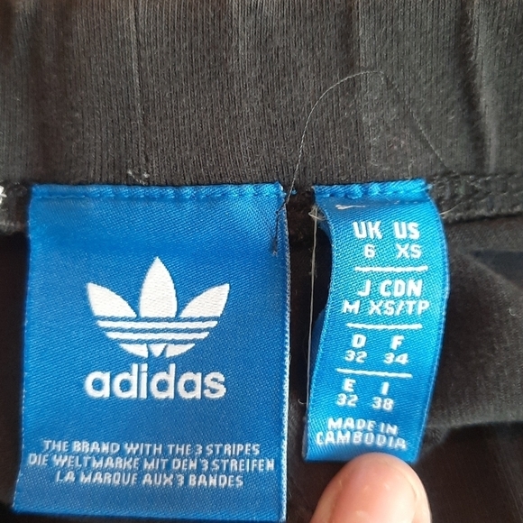Adidas extra small black white athletic leggings - Picture 4 of 9